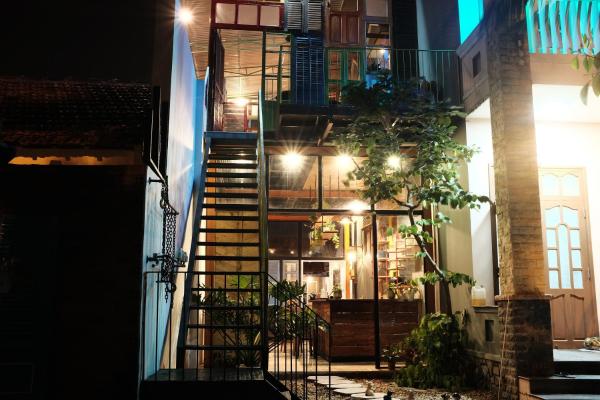 Trại Hoa Vàng Homestay at Phú Yên, Брондау Үйде тұру Ðông Tác Phu Yen