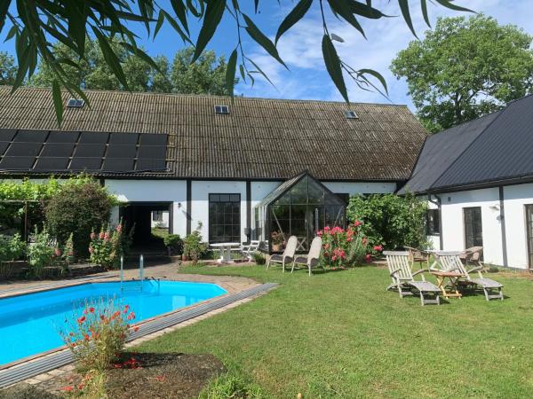 Lunkaberg Bed & Breakfast, Брондау Таңертеңгі аспен бірге түндеу Gislöv Osterlen