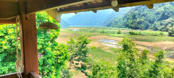 Nam Pé Tày Homestay - View hồ Ba Bể, Брондау Үйде тұру Ba Be 