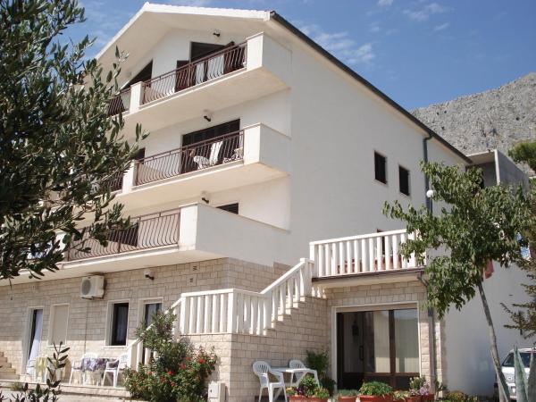 Apartments by the sea Lokva Rogoznica, Omis - 14853, Брондау Пәтер Lokva Rogoznica Split Region