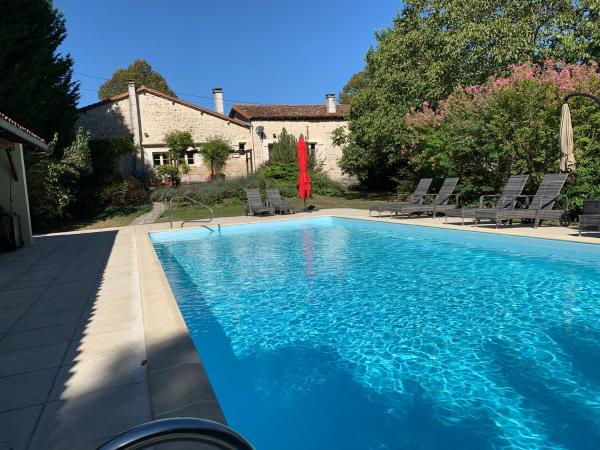 Uniquely Private Holiday Villa in the Charente, Брондау Вилла Puyréaux 