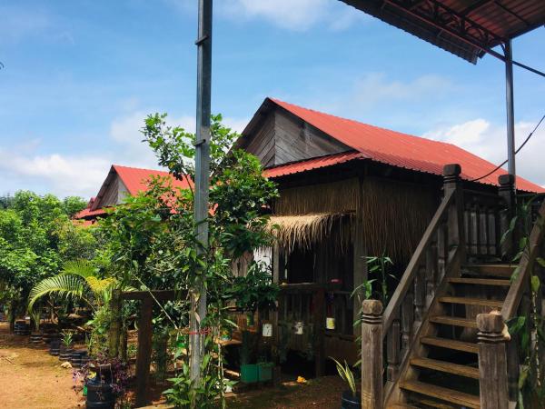 Ratanakiri Farmhouse & Trekking, Брондау Лодж Ban Lung Ratanakiri Province