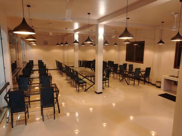 CRYSTAL RIVERSTON DECK, Брондау Қонақ үй Matale District 