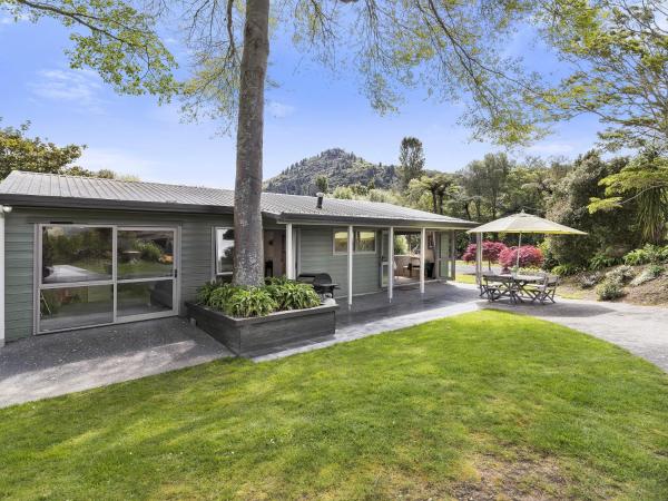 Te Miro Cottage - Lake Tarawera Cottage, Брондау Демалыс үйі Lake Tarawera Bay of Plenty