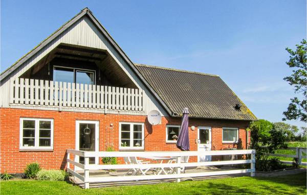 3 Bedroom Gorgeous Home In Rønne, Брондау Демалыс үйі Горад Роне Bornholm