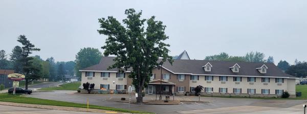 Country Trails Inn &Suites, Брондау  Лэйнсборо Minnesota