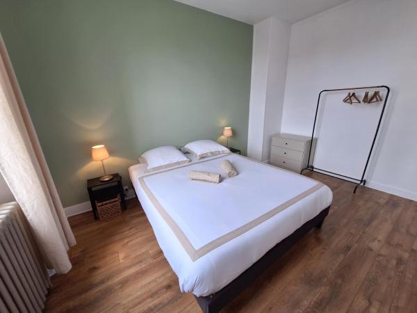 2 Appartements 6 personnes Orléans Centre - Proche gare SNCF, Брондау  Orleans 