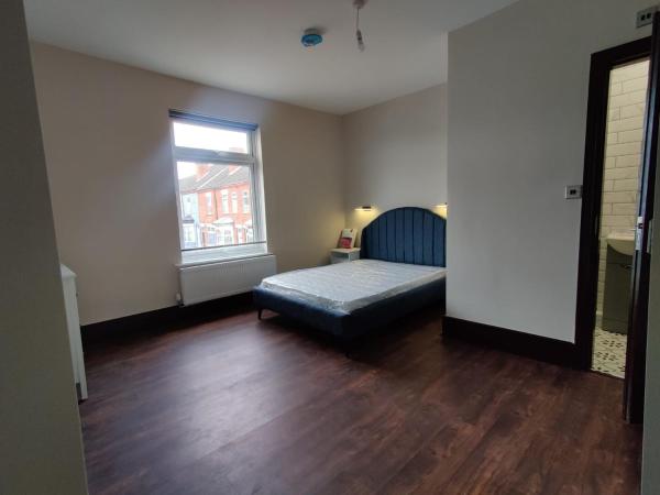 41a Fox Street, Брондау  Kirkby in Ashfield Nottinghamshire