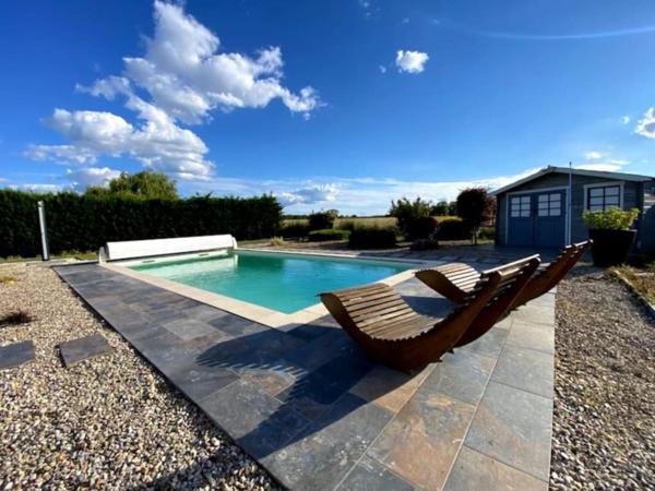 Villa Maya, Брондау  Bonnet қаласындағы жүзу бассейні бар қонақ үйлер, Жүзу бассейні