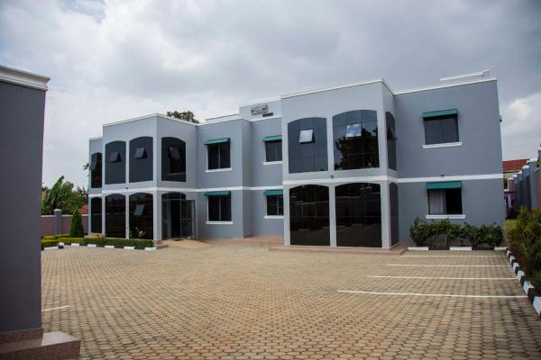 Occazia Hotel, Брондау  Mbarara 