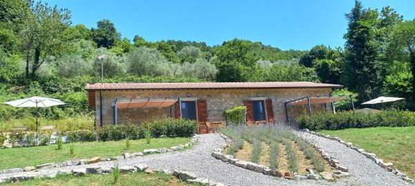 i due cipressi - Bed & Breakfast, Брондау  Santa Fiora қаласындағы жүзу бассейні бар қонақ үйлер, Жүзу бассейні
