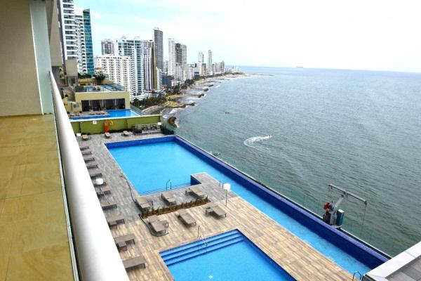 Apartamentos en Edificio H2 Bocagrande Cerca al Mar, Брондау  Bocagrande 