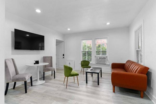 Downtown Orlando 1br Peaceful Convenient, Брондау  Флорида Disney World Orlando