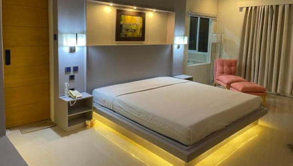 Pagadian Bay Plaza Hotel, Брондау  Pagadian Mindanao