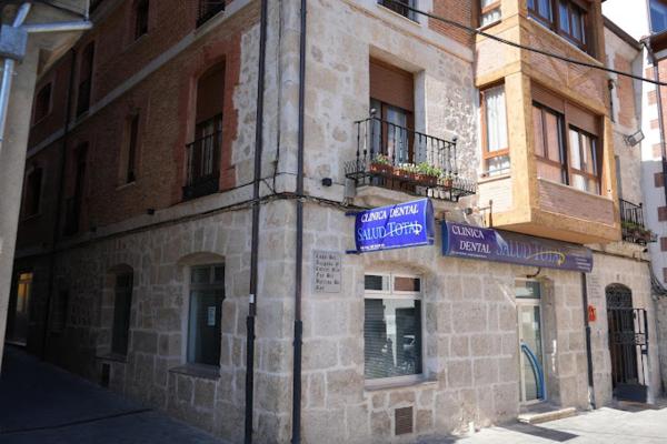 Apartamentos turisticos Empecinado, Брондау  Roa 