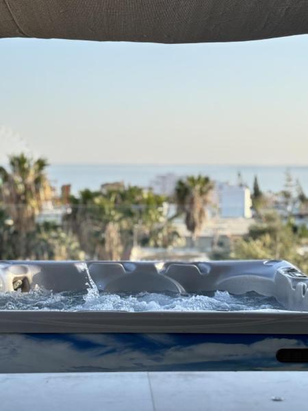 Sant Central Deluxe Apartments, Брондау  Ayia Napa Famagusta