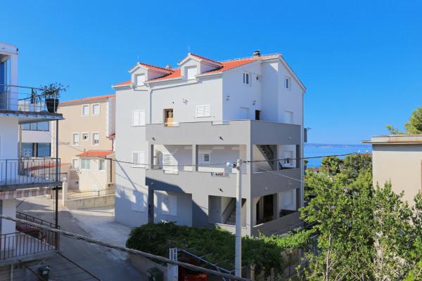 Apartments with parking space Podstrana, Split - 6072, Брондау  Podstrana Split Region