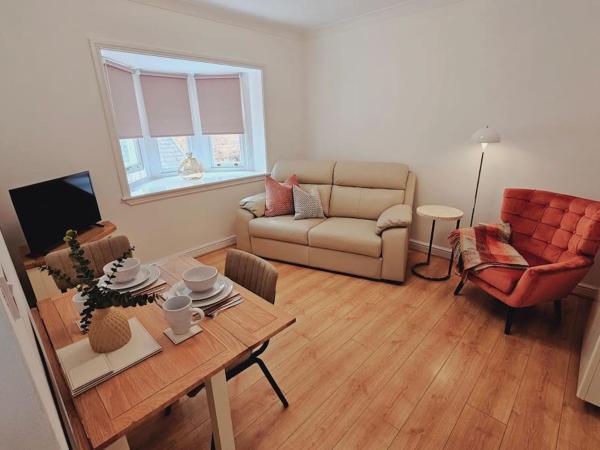 Tettenhall Cosy Apartment - Sleeps 4, Брондау  Tettenhall West Midlands