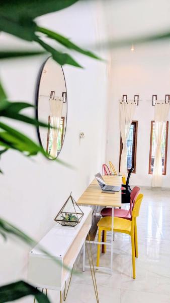 Chill-Inn Sukomanunggal Syariah, Брондау Қонақ үй Surabaya East Java