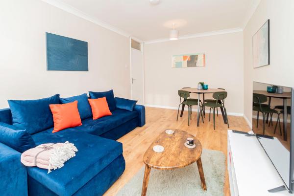 Modern 2 Bedroom Home Near Shops and Attractions Sleeps 6, Брондау  Norwich International Airport Норфолк