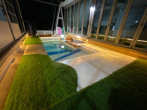 Aiko poolvilla, Брондау  Lampang Lampang Province