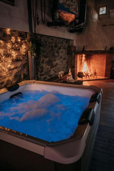 LARCADE Loft Industrial-Jacuzzi, Брондау  Castillo de Bayuela 