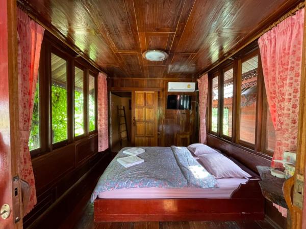 Healing House Holistic Farm Stay, Брондау  Ban Wet Nakhon Si Thammarat