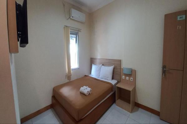 Hotel O Homestay Kembar Syariah, Брондау  Sragen Central Java