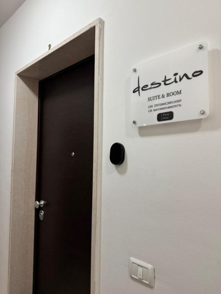 DESTINO Airport, Брондау  Macchie Apulia