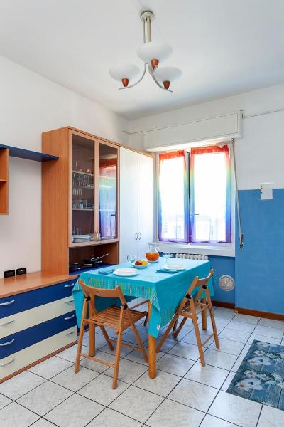 Erasmus Home, Брондау  Milan Lombardy, Comasina маңындағы
