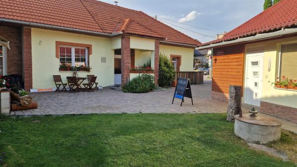 Ubytovanie pod hradom Krásnohorské Podhradie, Брондау  Krasnohorske Podhradie Košický kraj