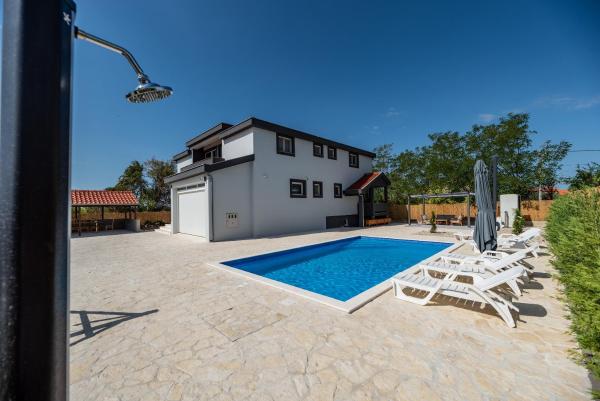 Villa Heaven Apartment - Airport Zadar, Брондау  Donji Zemunik Zadar County