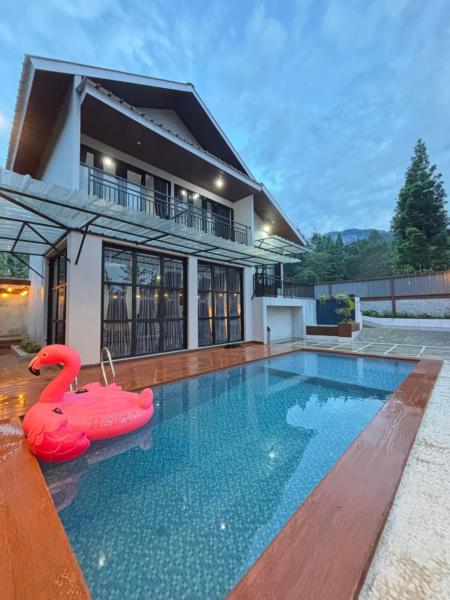 Villa Andira Hidden Paseban, Брондау  Pondok Cipaseban West Java