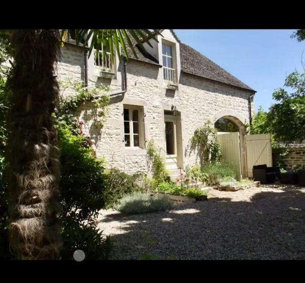 Gîte Laure et Henri, Брондау  Ladoix-Serrigny 