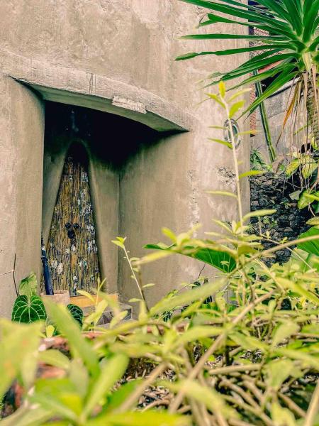 Omahe Kancaku, Брондау  Balong Yogyakarta Province
