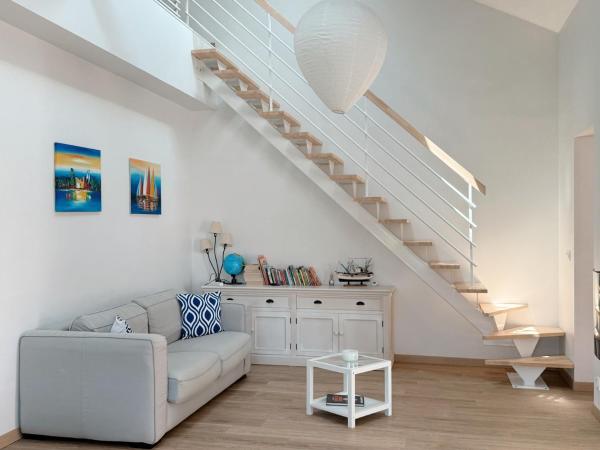 Villa Carbet, Брондау  La Rochelle 