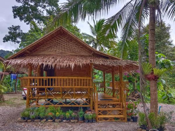 Paivana Khaosok Village, Брондау  Khao Sok Surat Thani Province