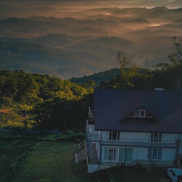 Clouds 1939 By Wimsons, Брондау  Nuwara Eliya Nuwara Eliya District
