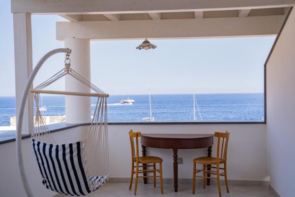 Casa Lussu, Брондау  Lipari Italy