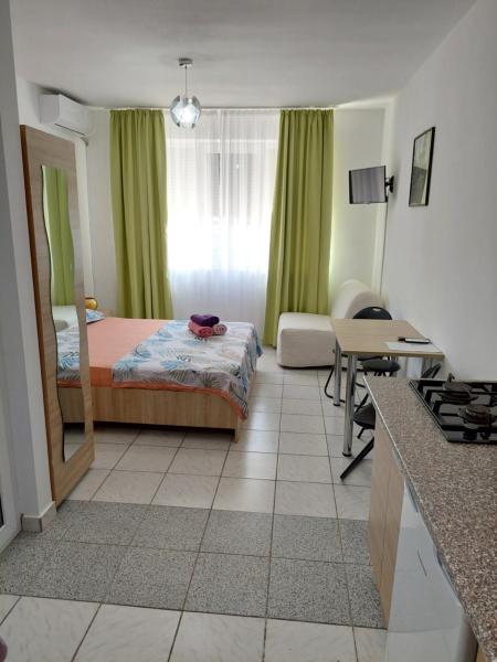 Studio Geo, Брондау Қонақ үй Saturn Constanta