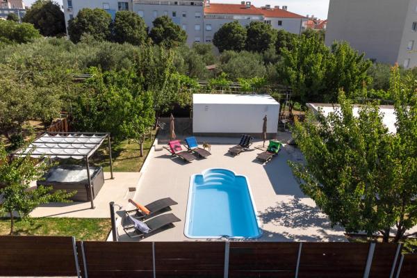 Villa Little Heaven, Брондау  Split Split-Dalmatia County, Trstenik Znjan Beach маңындағы