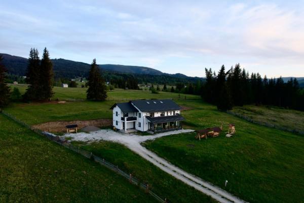 Vila Dorna Royal, Брондау  Şaru Dornei 