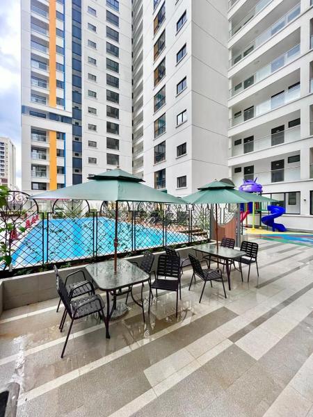 spacious living apartment with fully equipped gym swimming pool private parking space, children play area and amazing scenic views, Брондау  Nairobi қаласындағы жүзу бассейні бар қонақ үйлер, Жүзу бассейні