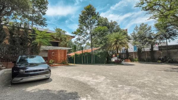 C Family Hotel, Брондау  Citeureup 1 West Java