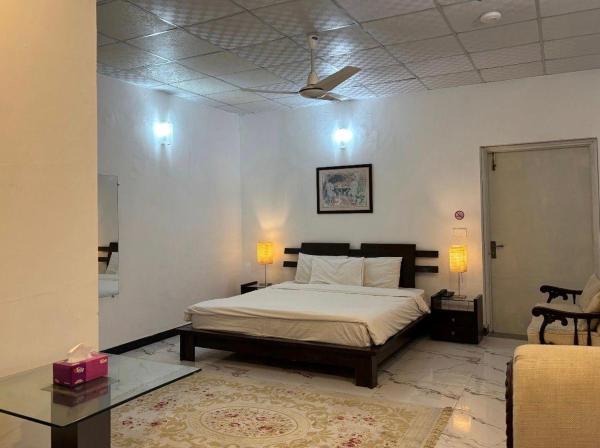 Capital Grande Guest House, Брондау  Исламабад Pakistan