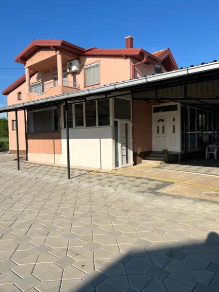 Villa Royale, Брондау  Скопье Македония