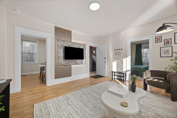 Squirrel Hill Chic Spacious 1BR Parking Gym, Брондау  Питтсбург Пенсильвания