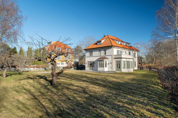 Modern Luxury Villa Djursholm Newly Built, Брондау  Djursholm Danderyd