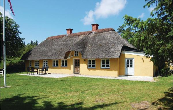 Three-Bedroom Holiday Home In Blavand, Брондау Демалыс үйі Blavand қаласындағы арзан қонақ үйлер